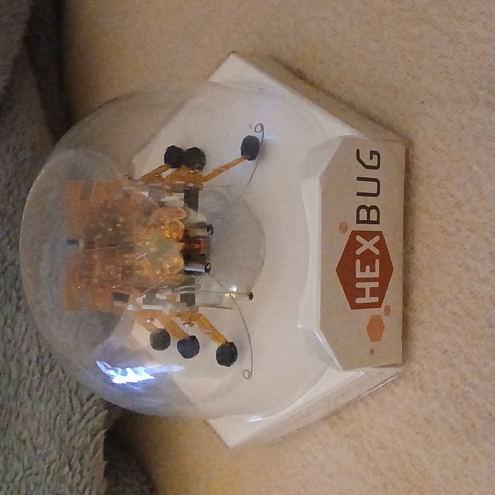 Hexbug Alpha Micro Robotic Creature